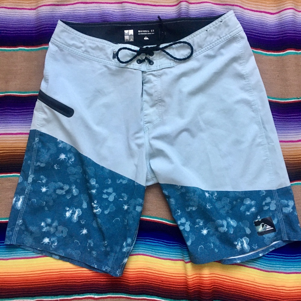 Quicksilver Board-shorts Mens Blue Size 32
